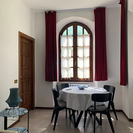 Apartment A Casa Di Atti Biassa