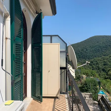 A Casa Di Atti * Biassa