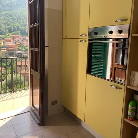 Apartment A Casa Di Atti Biassa